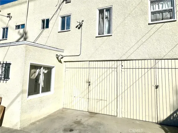 $1,900 | 5427 Dairy Avenue, Long Beach, CA 90805