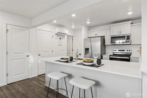 $509,995 | 8379 Ostrom Avenue Southeast, Unit 94, Lacey, WA 98513