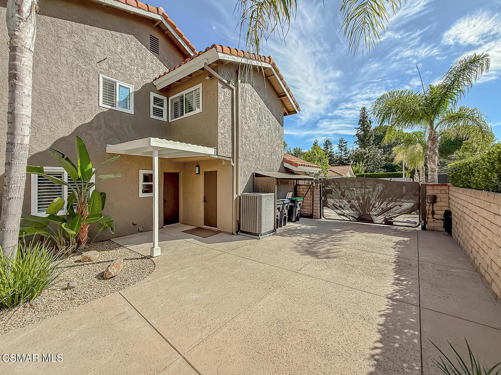 687 Stonebrook Street Simi Valley, CA 93065 - Photo 67 of 76 Gallery Image 67