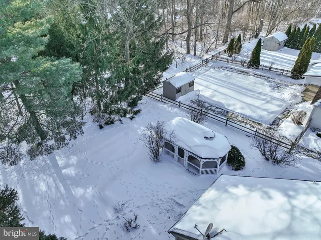 $460,000 | 2073 Rolling Meadow Drive, Macungie, PA 18062