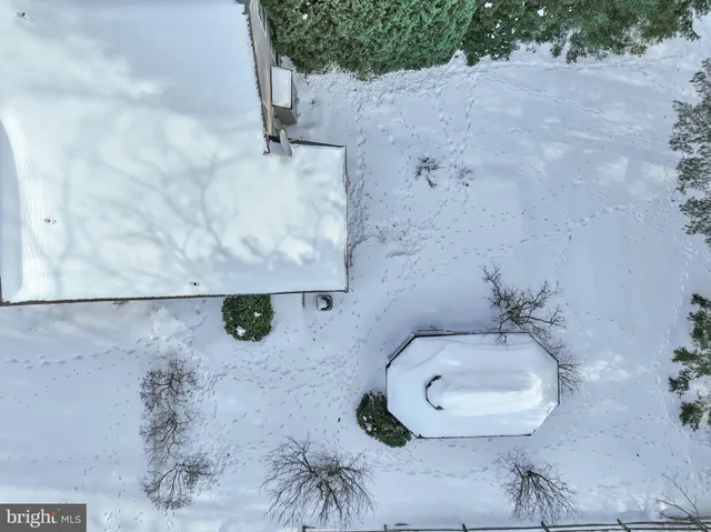 $460,000 | 2073 Rolling Meadow Drive, Macungie, PA 18062