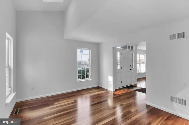 $460,000 | 2073 Rolling Meadow Drive, Macungie, PA 18062