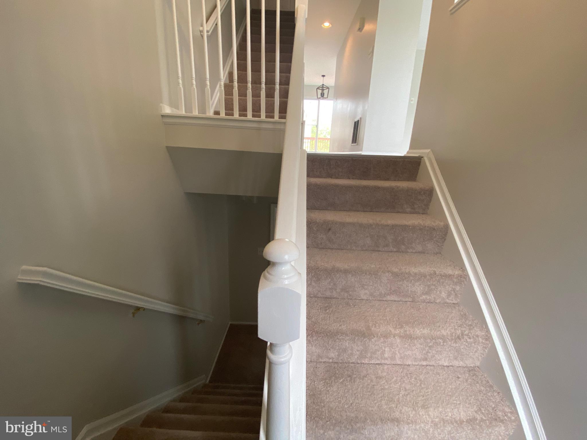 2450 Winding Ridge Road Odenton, MD 21113 - Photo 2 of 40 Gallery Image 2
