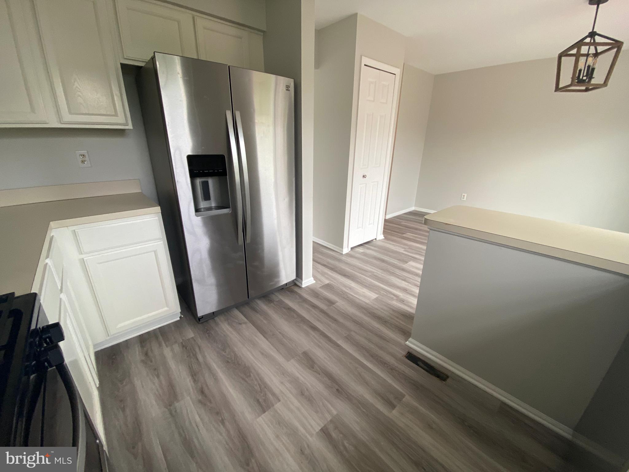 2450 Winding Ridge Road Odenton, MD 21113 - Photo 11 of 40 Gourmet Kitchen with stainless steel appliances!