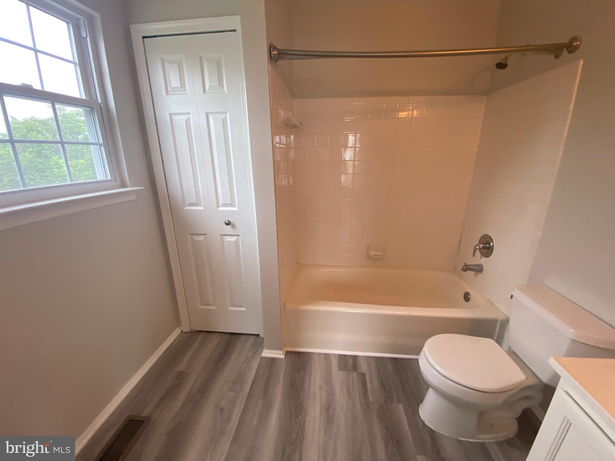 2450 Winding Ridge Road Odenton, MD 21113 - Photo 23 of 40 Attached Master Bathroom!