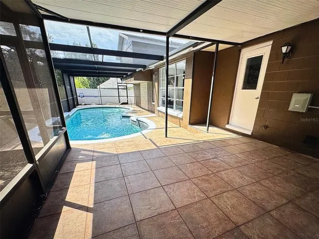 $459,900 | 613 Valley Hill Drive, Brandon, FL 33510