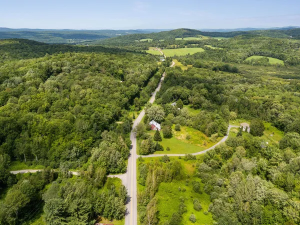 $338,000 | 4648 Fairfield Road, Fletcher, VT 05448