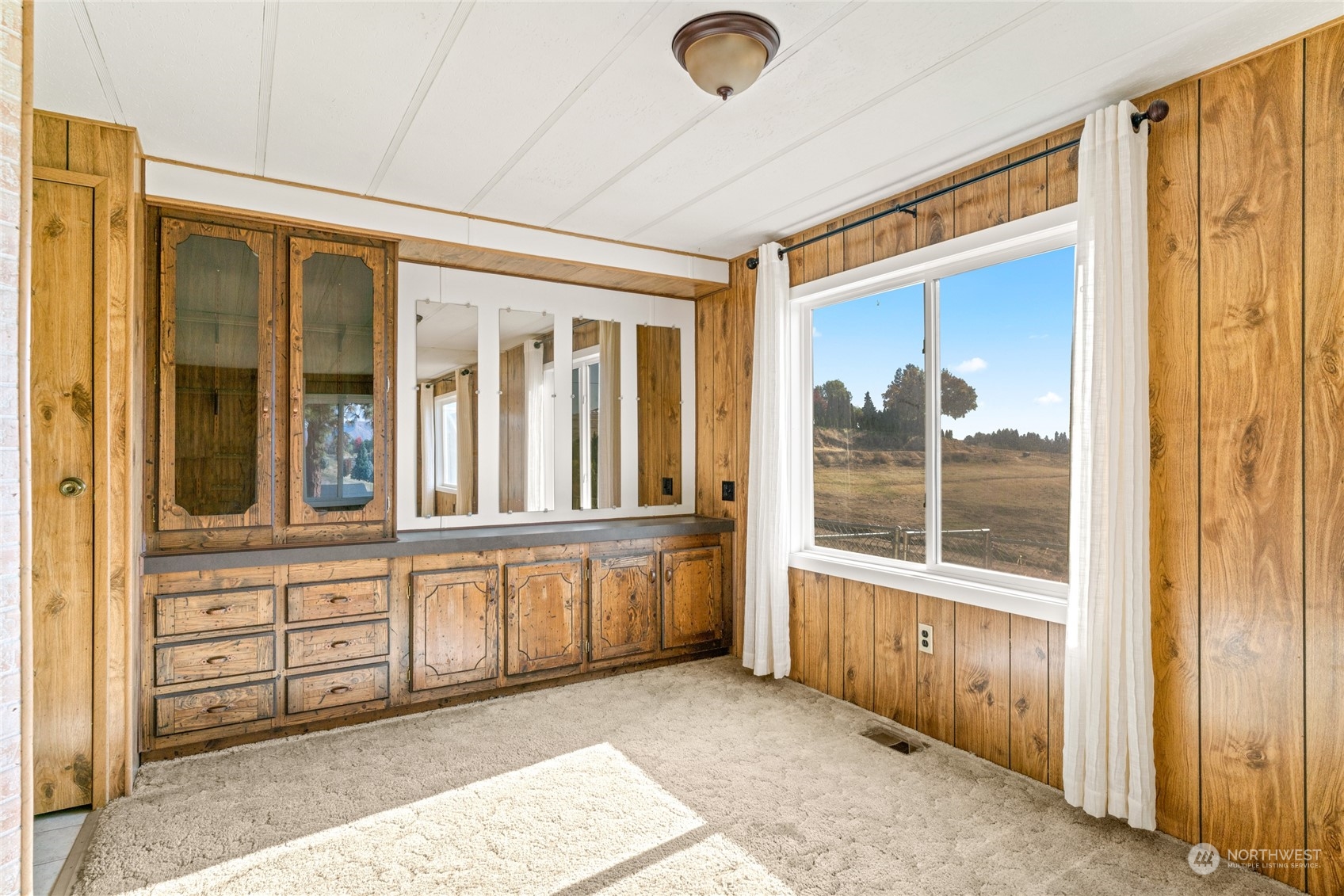 3611 Knowles Road Wenatchee, WA 98801 - Photo 9 of 32 Gallery Image 9
