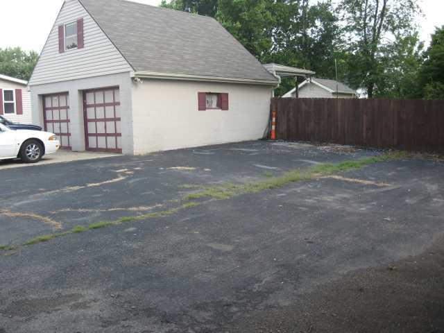 3179 Lewis Road Columbus, OH 43207 - Photo 6 of 13 Gallery Image 6