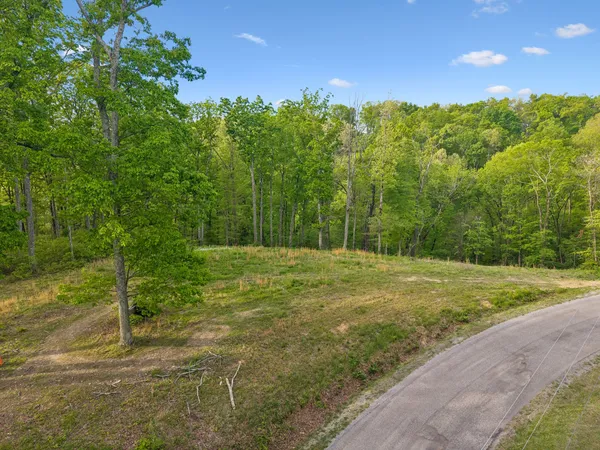 $2,300,000 | 7646 Chipmunk Lane, Nashville, TN 37221