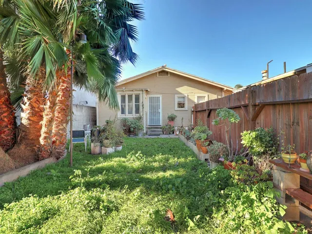 $1,000,000 | 135 El Camino Real, Tustin, CA 92780