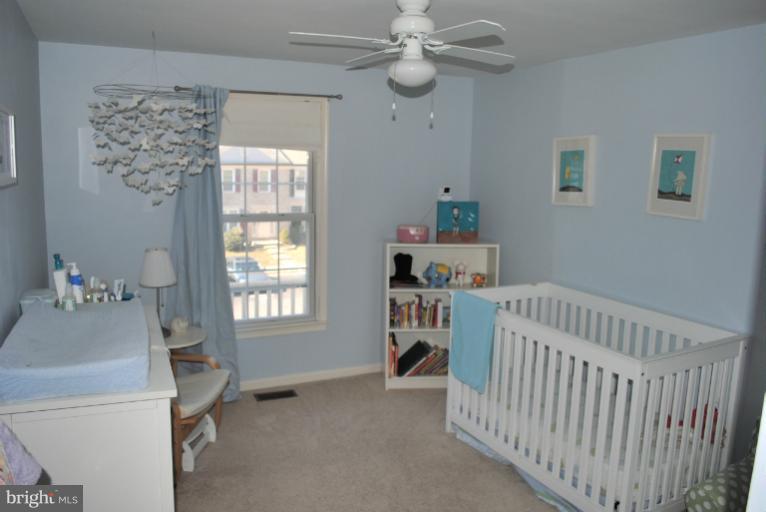 220 Finale Terrace Silver Spring, MD 20901 - Photo 23 of 26 3rd bedroom