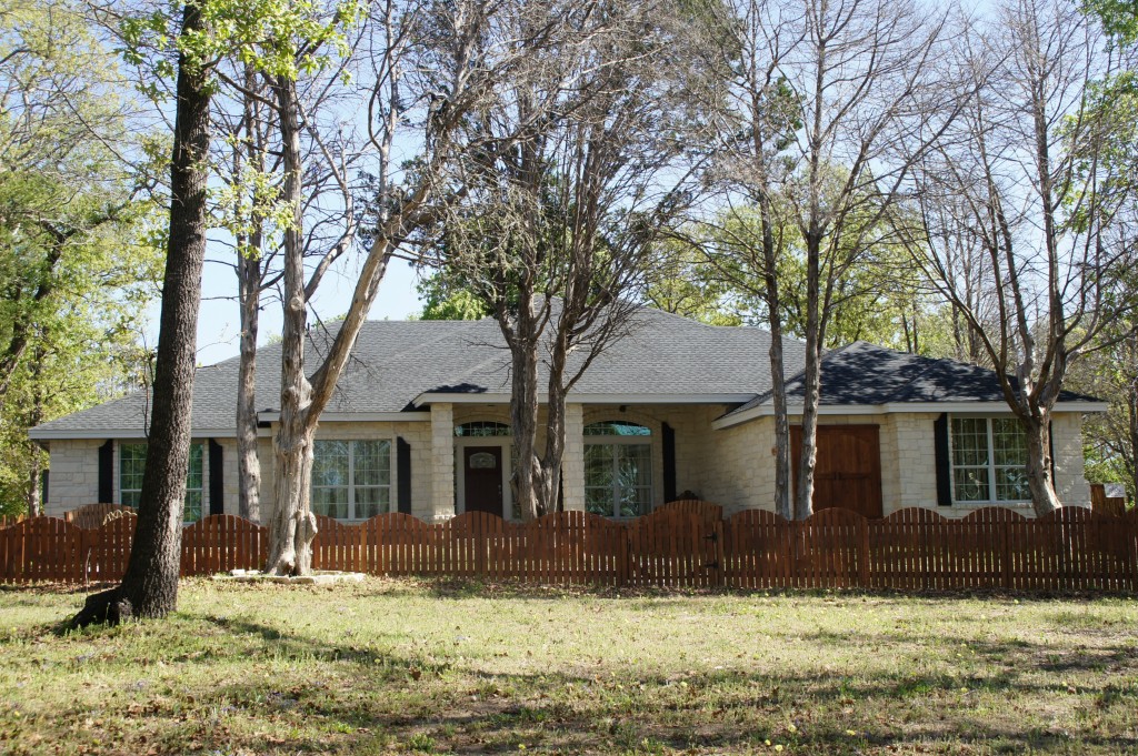 985 Sayers Road Elgin, TX 78621 - Photo 1 of 1