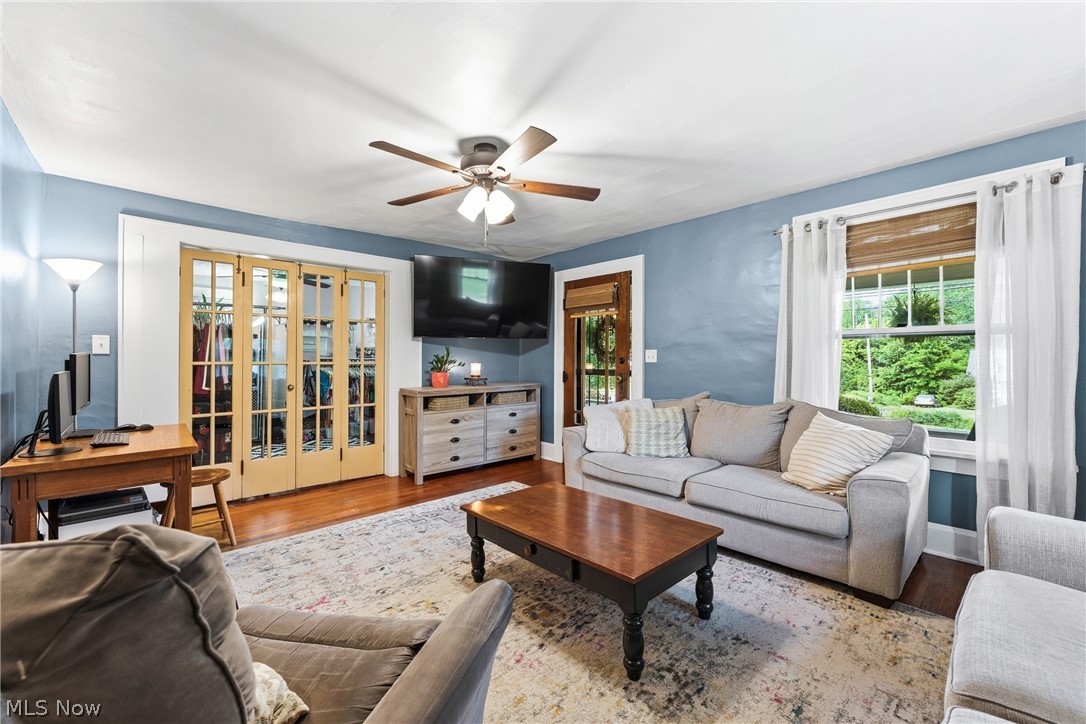 5983 Kungle Road Clinton, OH 44216 - Photo 9 of 29 Living room