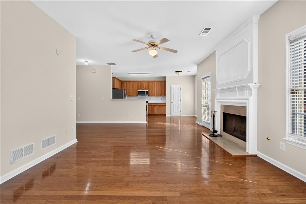 2311 Ravinia Court Northeast Marietta, GA 30062 - Photo 10 of 38