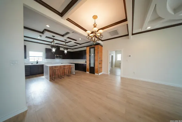 $975,000 | 3169 Schuettig Road, Poteet, TX 78065
