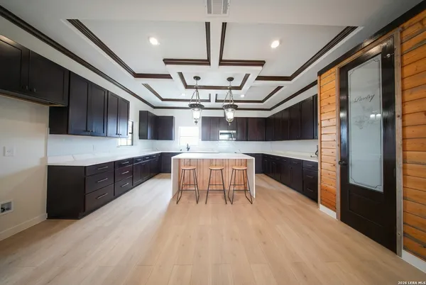 $975,000 | 3169 Schuettig Road, Poteet, TX 78065