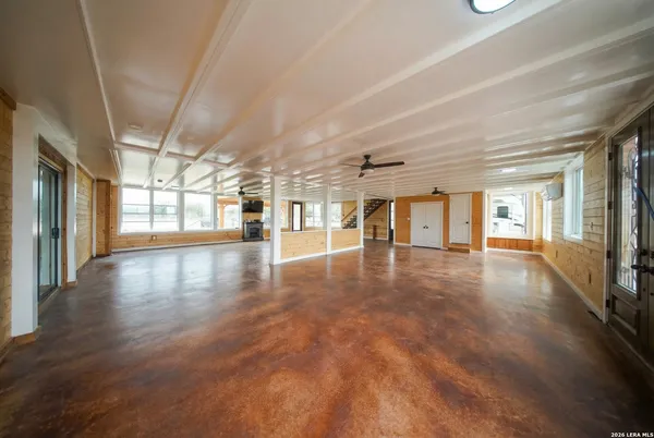 $975,000 | 3169 Schuettig Road, Poteet, TX 78065