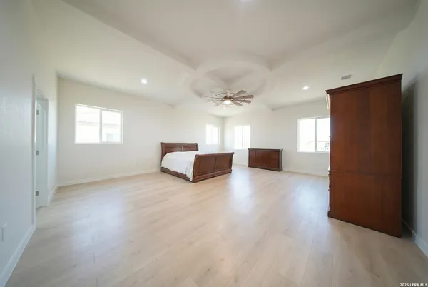 $975,000 | 3169 Schuettig Road, Poteet, TX 78065