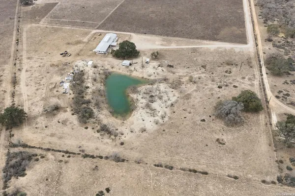 $975,000 | 3169 Schuettig Road, Poteet, TX 78065