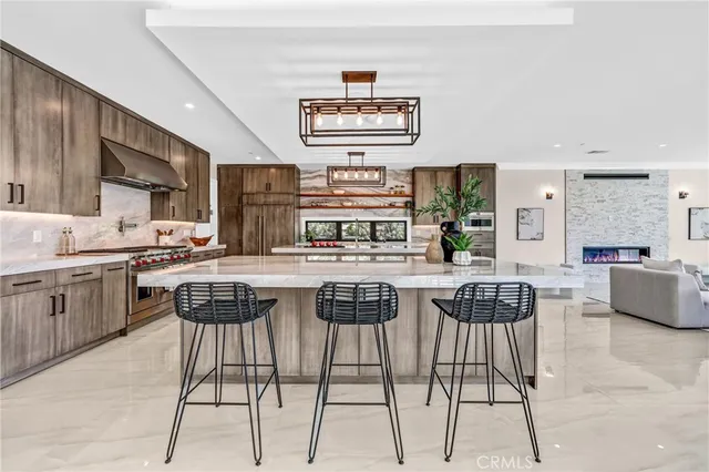 $7,600,000 | 330 Arbolada Drive, Arcadia, CA 91006