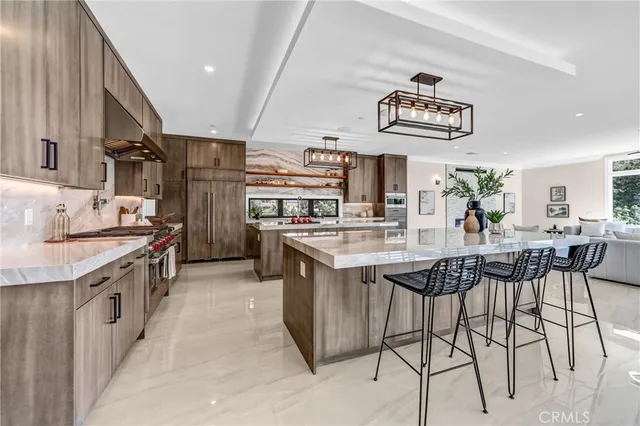 $7,600,000 | 330 Arbolada Drive, Arcadia, CA 91006