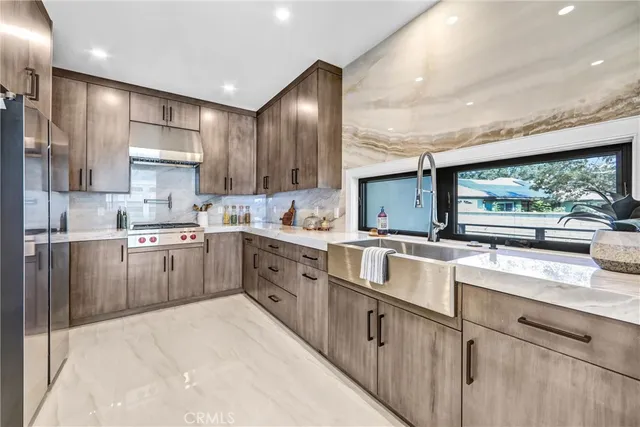 $7,600,000 | 330 Arbolada Drive, Arcadia, CA 91006