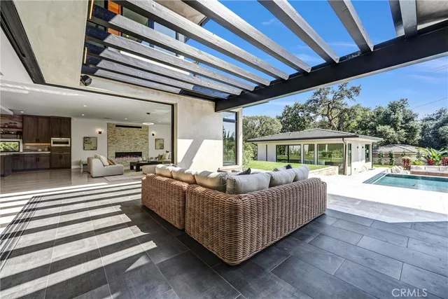 $7,600,000 | 330 Arbolada Drive, Arcadia, CA 91006