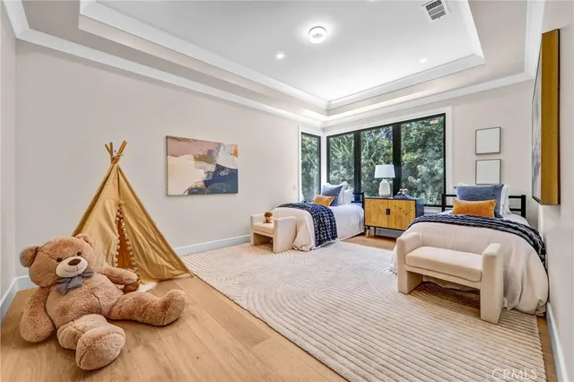 $7,600,000 | 330 Arbolada Drive, Arcadia, CA 91006