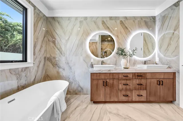 $7,600,000 | 330 Arbolada Drive, Arcadia, CA 91006