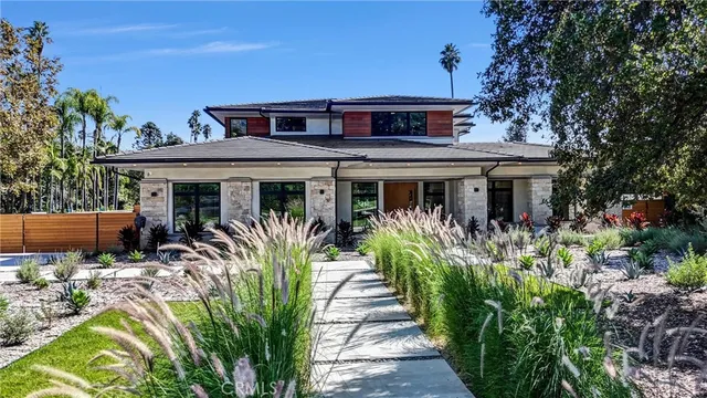 $7,600,000 | 330 Arbolada Drive, Arcadia, CA 91006
