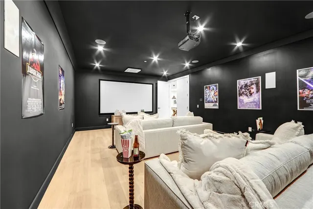 $7,600,000 | 330 Arbolada Drive, Arcadia, CA 91006