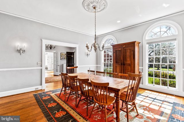 $1,050,000 | 208 Northway, Baltimore, MD 21218