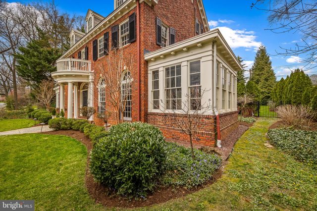 $1,050,000 | 208 Northway, Baltimore, MD 21218