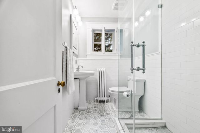 $1,050,000 | 208 Northway, Baltimore, MD 21218