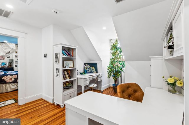 $1,050,000 | 208 Northway, Baltimore, MD 21218