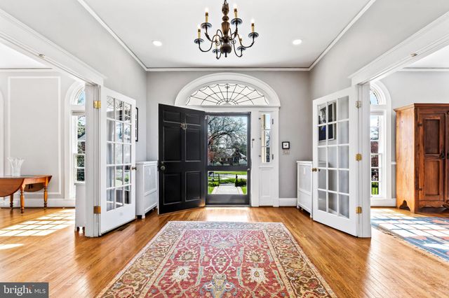 $1,050,000 | 208 Northway, Baltimore, MD 21218
