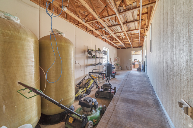 445 South Main Street Fayette, UT 84630 - Photo 41 of 45 Hallway with concrete flooring
