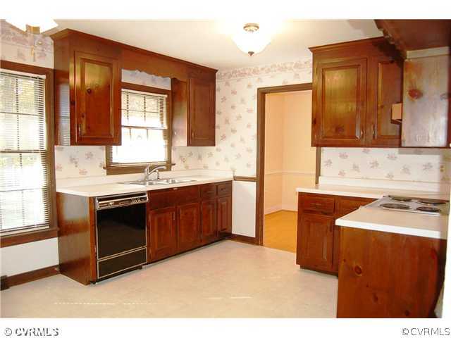 14333 Aldengate Road Midlothian, VA 23114 - Photo 6 of 19 Kitchen
