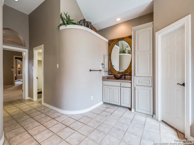 a view of a storage & utility room