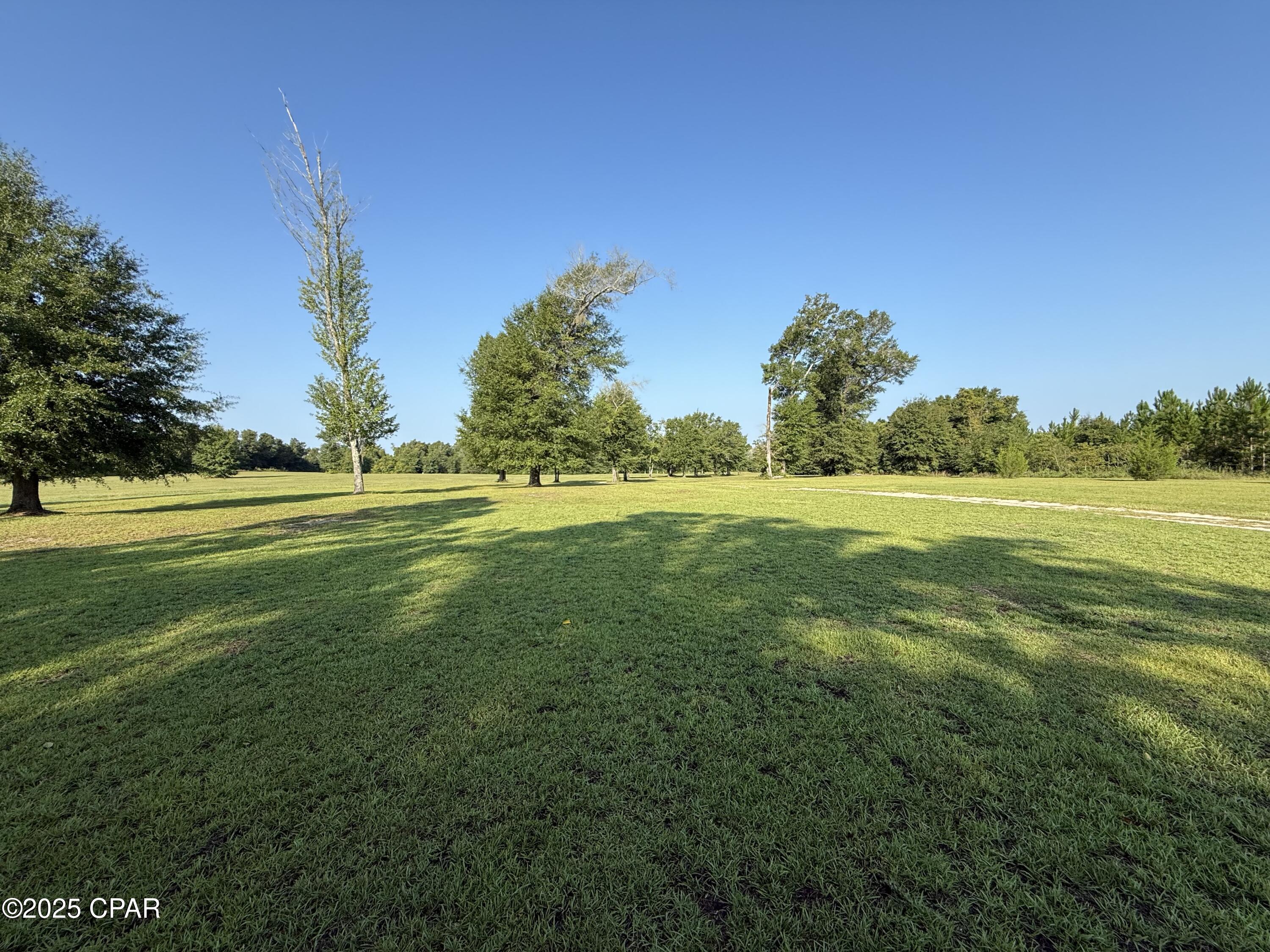 2640 Lawrence Road Marianna, FL 32446 - Photo 11 of 59