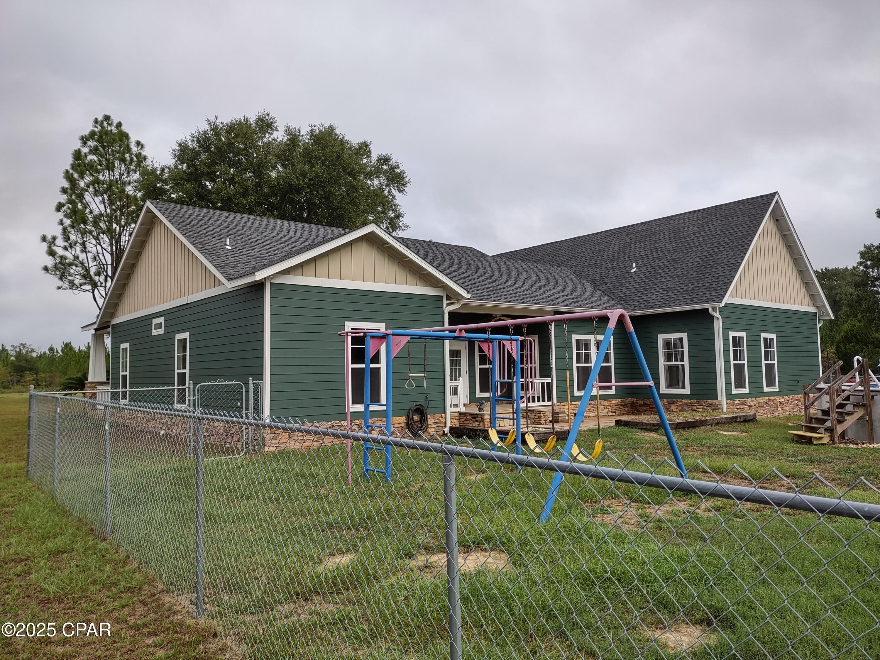 2640 Lawrence Road Marianna, FL 32446 - Photo 6 of 59