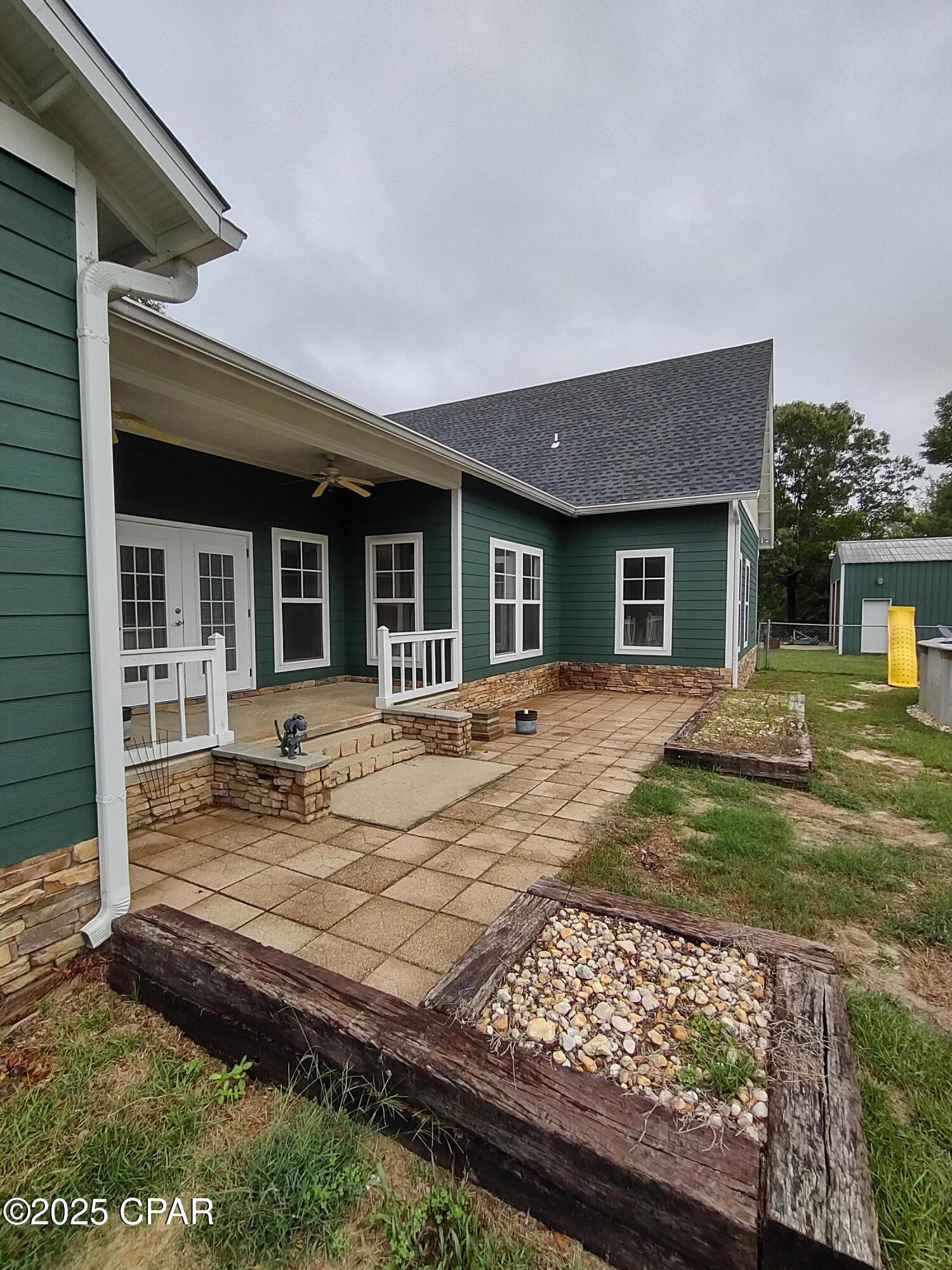 2640 Lawrence Road Marianna, FL 32446 - Photo 7 of 59