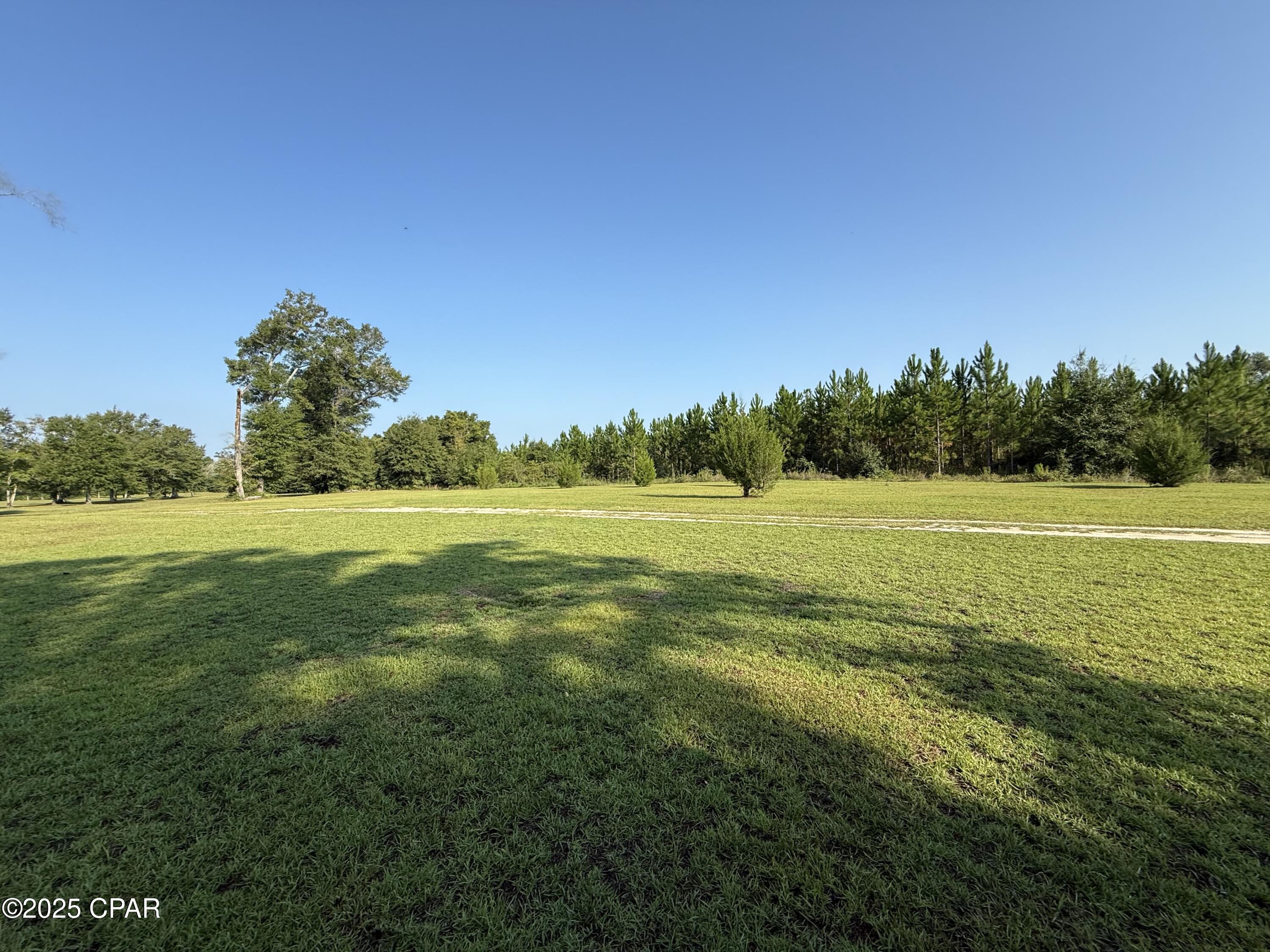 2640 Lawrence Road Marianna, FL 32446 - Photo 10 of 59