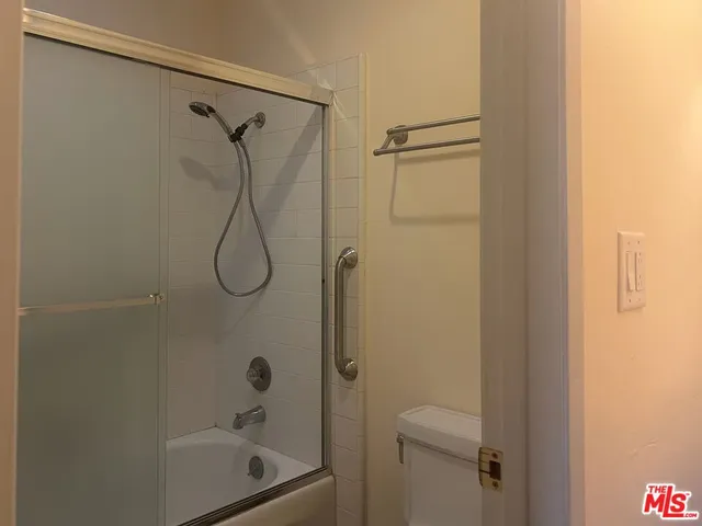 $990,000 | 8611 Burton Way, Unit 6, Los Angeles, CA 90048