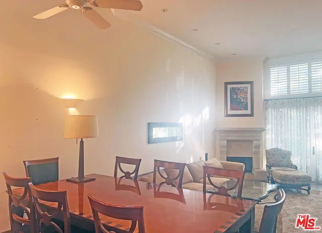 $990,000 | 8611 Burton Way, Unit 6, Los Angeles, CA 90048