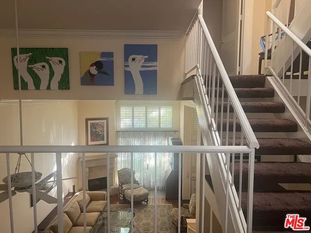 $990,000 | 8611 Burton Way, Unit 6, Los Angeles, CA 90048