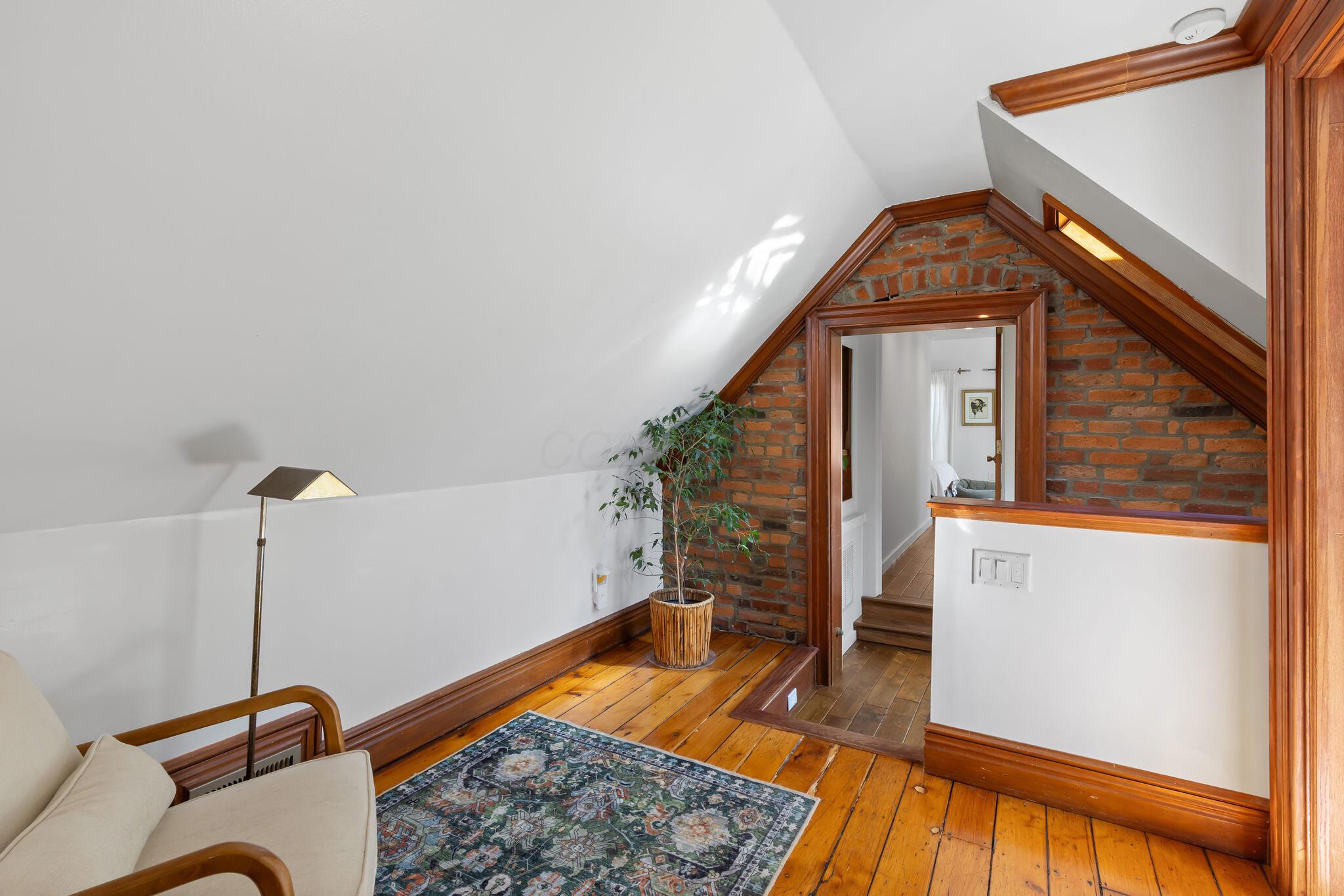 682 Mohawk Street Columbus, OH 43206 - Photo 23 of 49 Loft