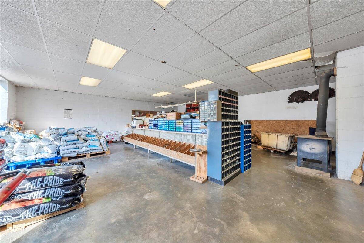 14189 Franklin Street Ferrum, VA 24088 - Photo 33 of 95 35-MIB01272