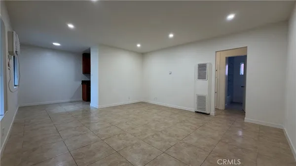 $2,000 | 874 West El Repetto Drive, Unit B, Monterey Park, CA 91754